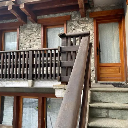 Testa Grigia Apartament Champoluc